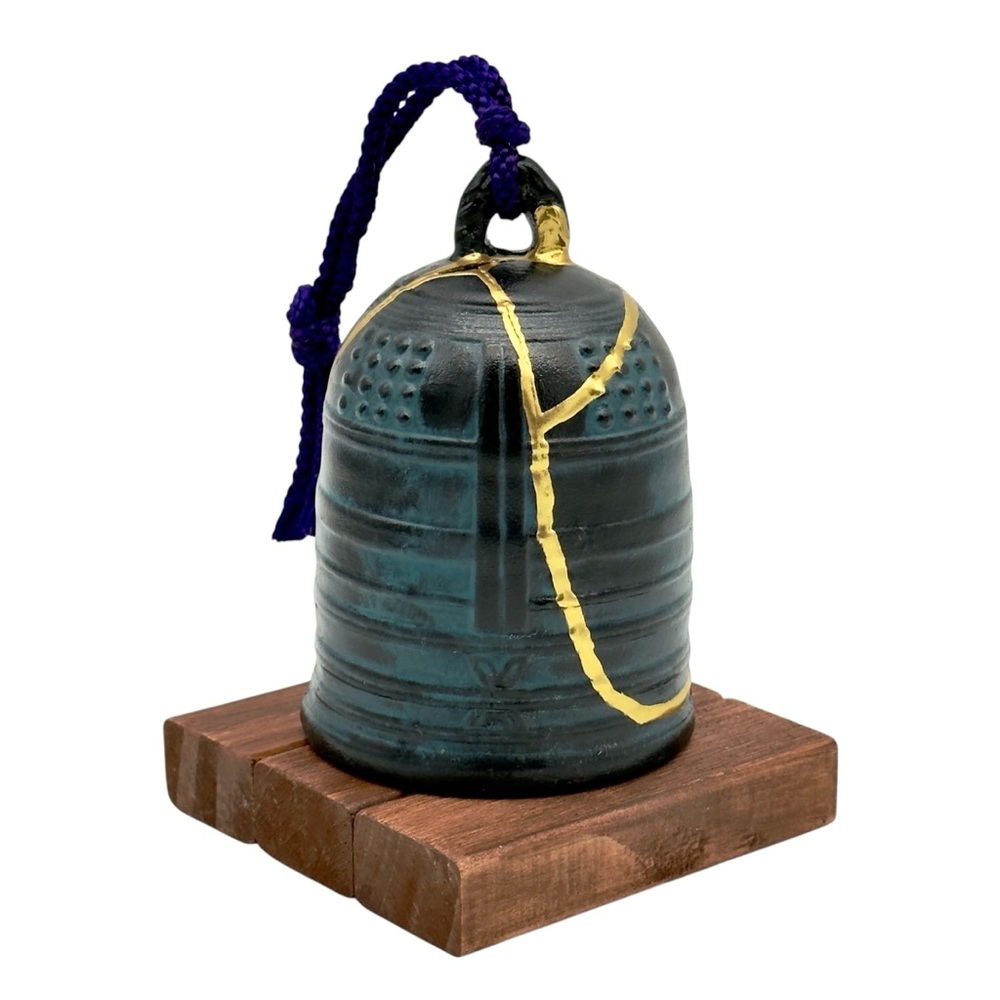 Kintsugi Dorei Bell Japanese Folk Art Clay Earthenware Gold Crack Growth Gift
